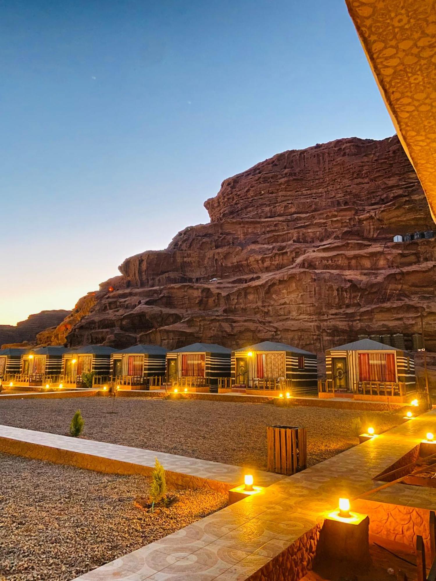 Hotel Faisal Wadi Rum Camp Exterior foto