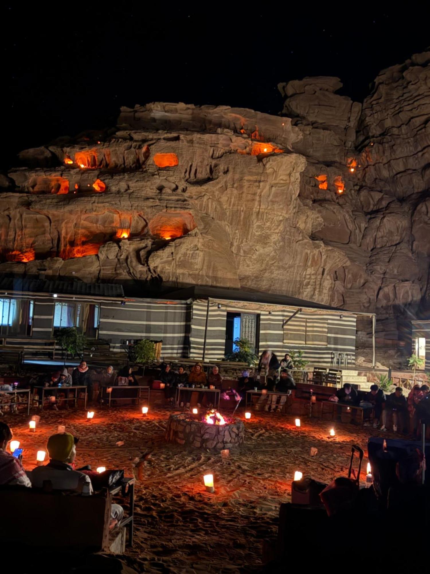 Hotel Faisal Wadi Rum Camp Exterior foto